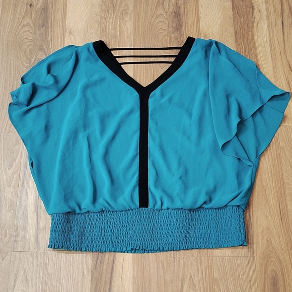 Teal Green Ladies Top, Size Large, Summer Top - Picture 3 of 6